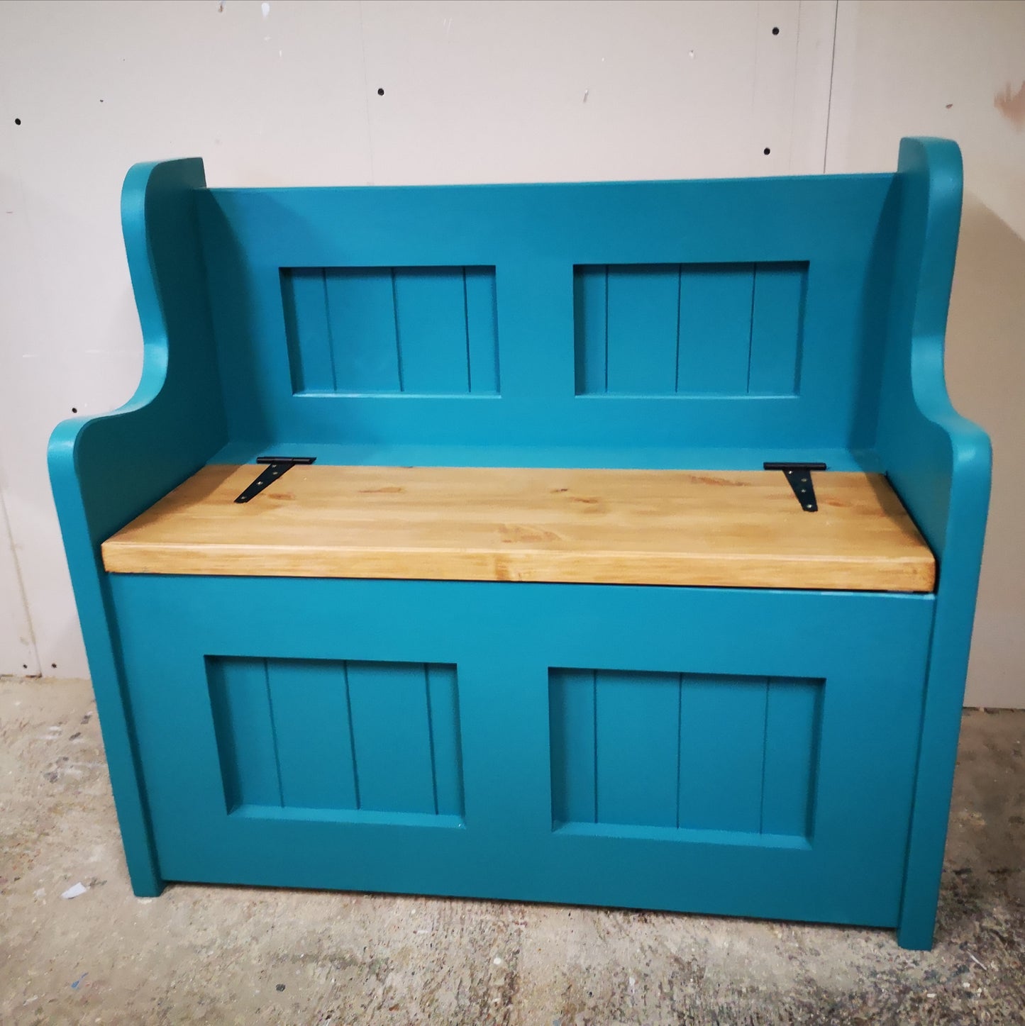 Low Back Settle Bench